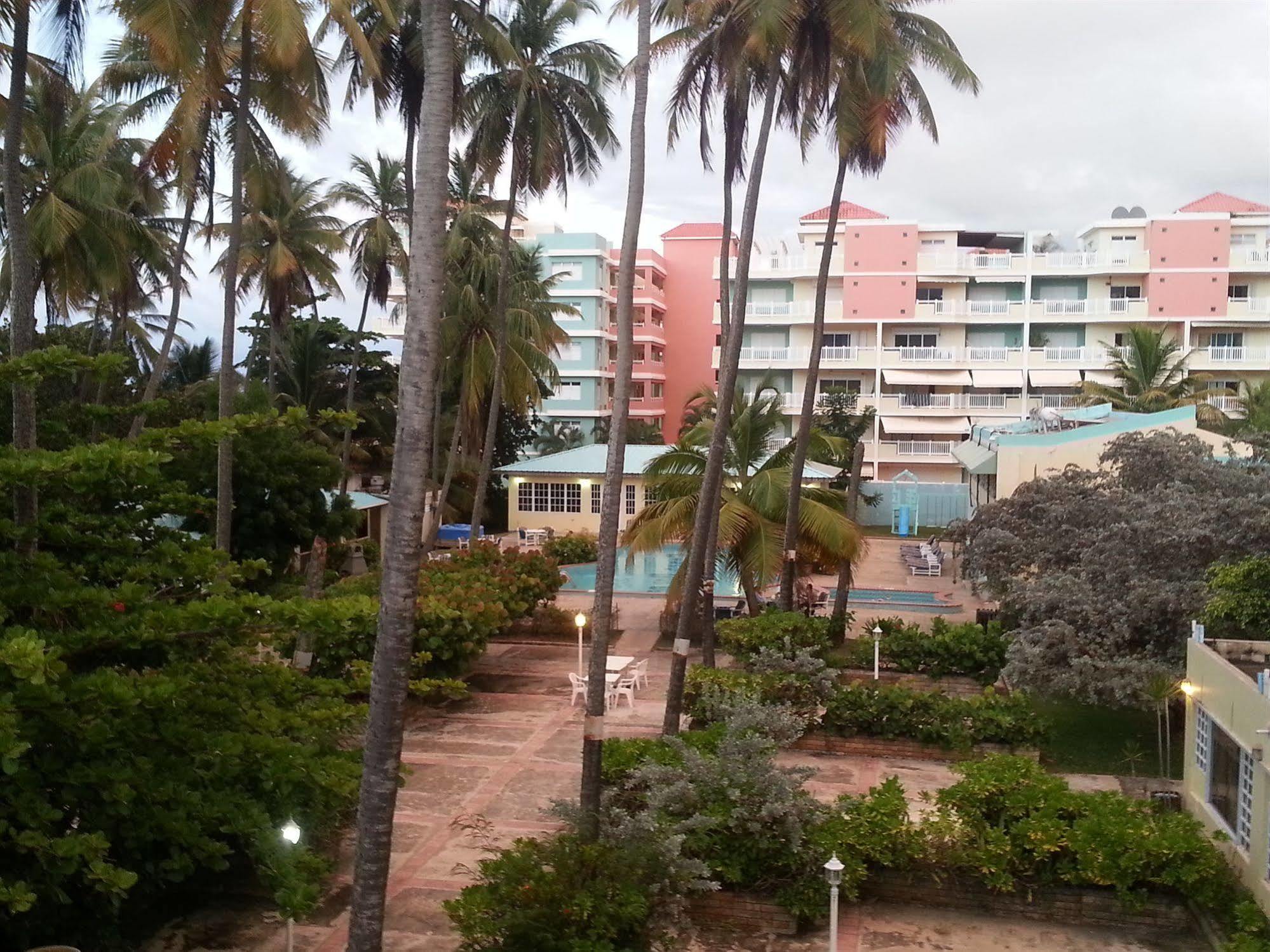 Costa Dorada Beach Resort & Villas Исабела Экстерьер фото